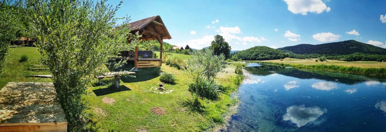Willa House Arupium - Hot Tub Otočac Zewnętrze zdjęcie